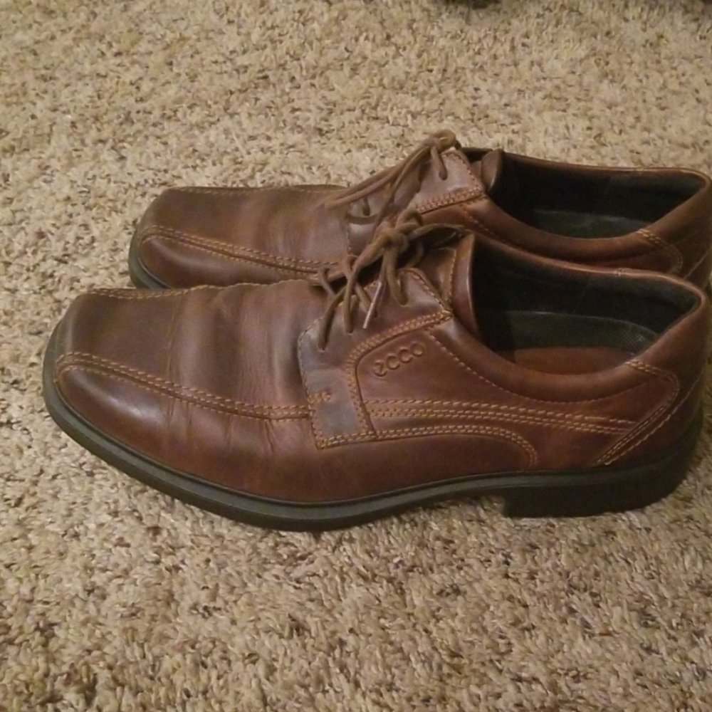 Ecco dress shoe